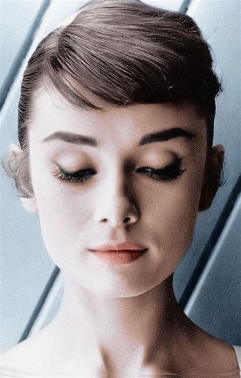 Vintage Hollywood In 2020 Audrey Hepburn Makeup Audrey Hepburn