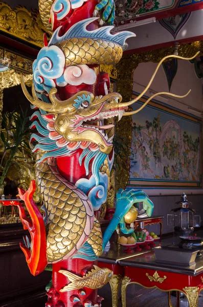 China Dragon Chinese Temple In Thailand — Stock Photo © Nikonlike