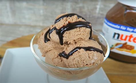 Nutella Eis selber machen ohne Eismaschine mit 4 Zutaten Rezept