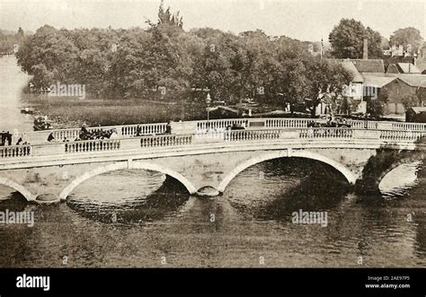 The Old Bridge Bedford Stock Photo Alamy