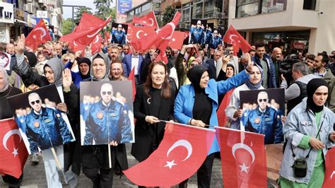 Trabzon da Cumhur İttifakı ndan Cumhurbaşkanı Erdoğan a destek yürüyüşü