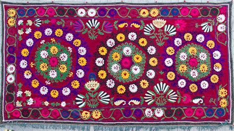 Amazing Antique Design Handmade Silk Suzani From Uzbekistan Etsy Suzani Antique Design
