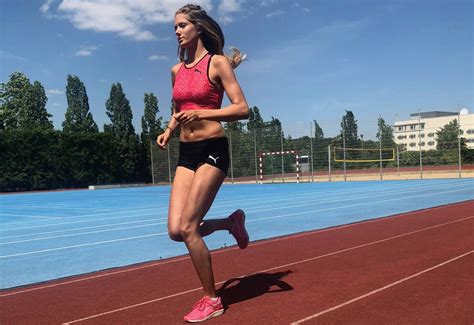 „heißeste Athletin“ Alica Schmidt Gibt Tipps Für Läufer Im Video