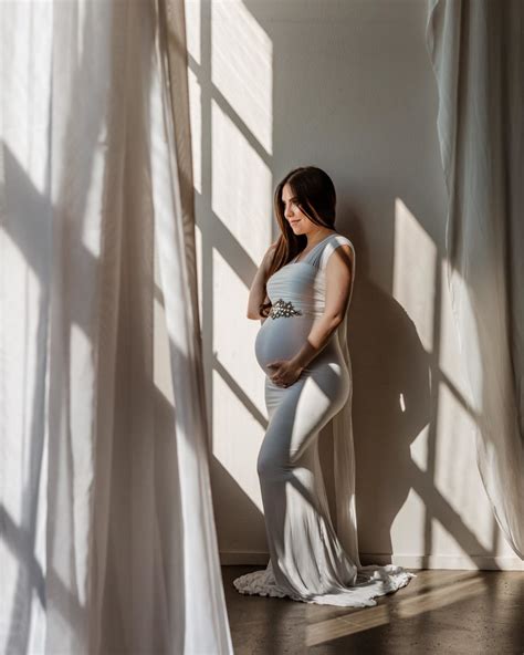 What To Wear Your Maternity Photo Session Clothing Guide