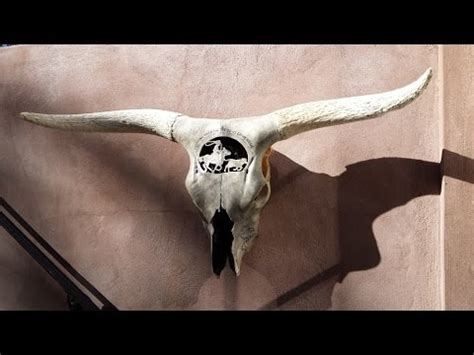 How to carve a ham. Longhorn Steer Skull Carving - YouTube