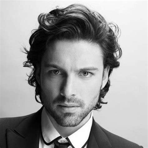 21 Best Flow Hairstyles For Men 2021 Guide Medium Short Haircuts