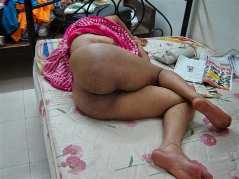 Latest Moti Gand Vali Bhabhi Aunty Nude Photos Naked Xxxpicz