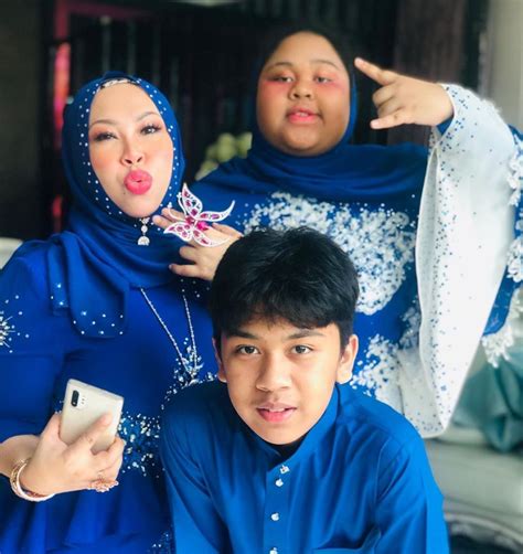 I am me i am me i am me. Cik B's Emotional Message About Losing Dato' Seri Vida In ...