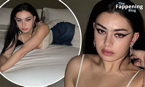 Charli Xcx Showcases Her Nude Boobs 5 Photos Thefappening