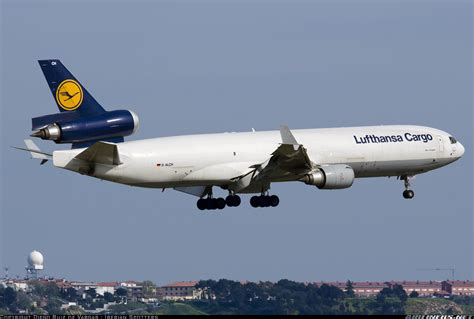 Mcdonnell Douglas Md 11f Lufthansa Cargo Aviation Photo 2266682