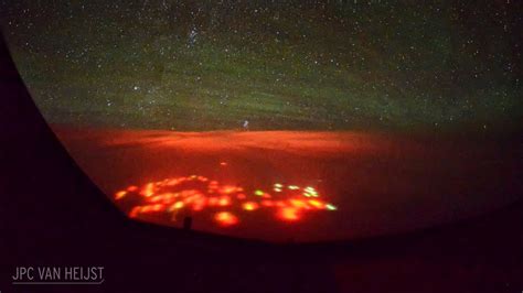Explaining The Red Lights Over The North Pacific Ocean Seen By A Pilot