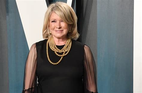 Martha Stewart Just Wore A Mini To The Vanity Fair Oscar Party And We