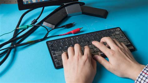 New Intelligent Keyboard Knows Whos Typing On It