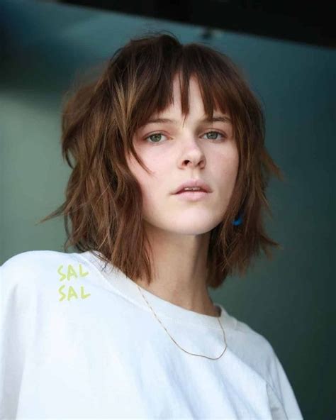 These 26 Short Shaggy Bob Haircuts Are The On Trend Look Right Now Shag Bob Haircut Short