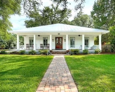 Hip Roof House Very Attractive Design Hip Roof House Plans To Build