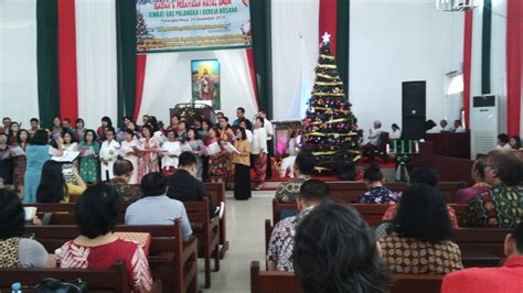 Luk 2:1 pada waktu itu kaisar agustus mengeluarkan suatu perintah, menyuruh mendaftarkan semua. Khotbah Kreatif Tentang Natal - Jika yang hadir pada saat ini sudah menemukan sahabat khotbah ...