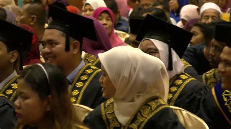 Kandungan bidang kolej vokasional mempunyai 30% teori dan 70% praktikal. RAKAMAN MAJLIS KONVOKESYEN KOLEJ KOMUNITI NEGERI PAHANG ...
