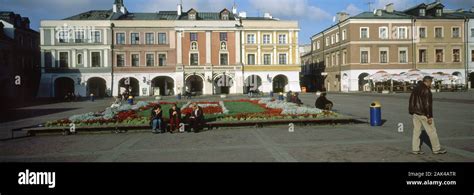 Poland Zamosc Armenian Tenements At The Renaissance Market Square