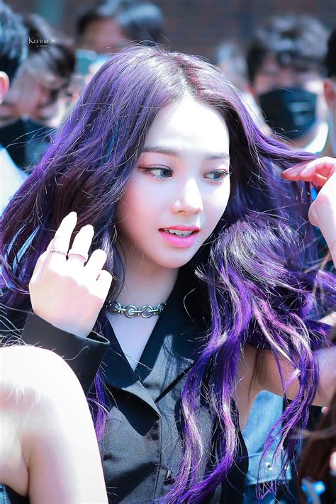 𝗞𝗮𝗿𝗶𝗻𝗮 𝗦 On Twitter Beautiful Girl Image Purple Hair Karina