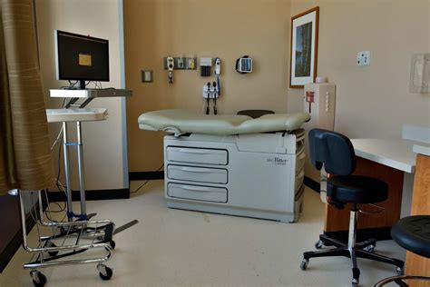 Ever wondered if there is a logic behind where you should place your bed? A look inside of the new Parkland Hospital in Dallas