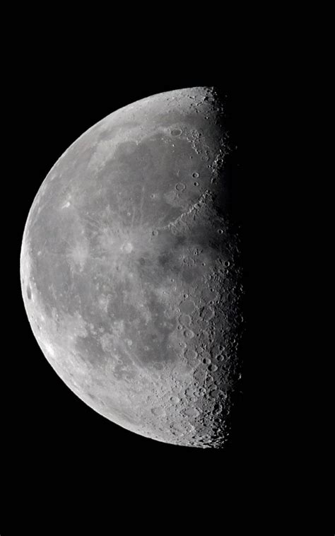 In this article, we divide the moon mobile wallpapers according to your smartphone screen resolution ( 1080×1920 ) in a single collection. Half Moon 4K Ultra HD Mobile Wallpaper