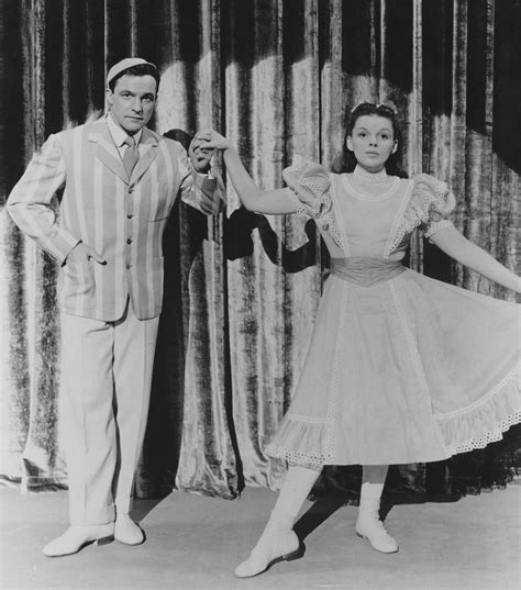235 judy garland and gene kelly in summer stock directed by charles walters 1950 imagem