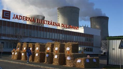 Nejjednodušší je to přes aplikaci moje vzp a prostřednictvím webových formulářů. ČEZ chce, aby špatné kontroly svarů Dukovan prověřila ...