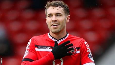 Tom Bradshaw Wales Striker Hands In Transfer Request At Walsall Bbc