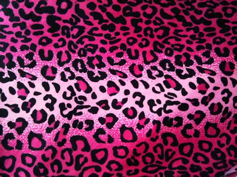 Love Pink Leopard Wallpaper