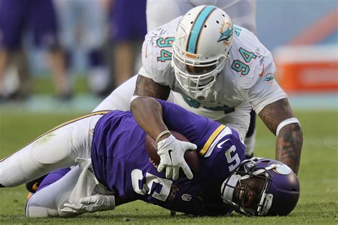 Dolphins Vs Vikings Final Score Miami Gets The Late Safety And The