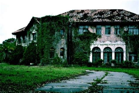 Abandoned Mansion In Florida Mansions Abandoned Mansions Usa Old
