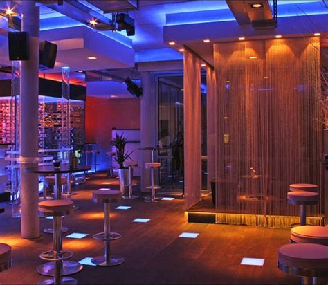 Create a page for a celebrity, band or business. Projekte / HENN Planungswerkstatt