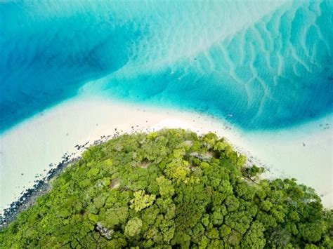 5 Of The Most Aesthetic Islands In Australia To Visit This Year Top