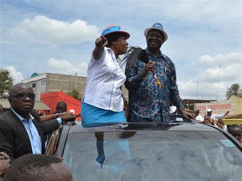 Ngilu doğdu mbooni , makueni i̇lçe o eğitim gördü 1952 yılında alliance kız lisesi , daha sonra da sekreter olarak çalıştı kenya merkez. Surrender Power to Raila, Kitui Governor Ngilu Tells ...