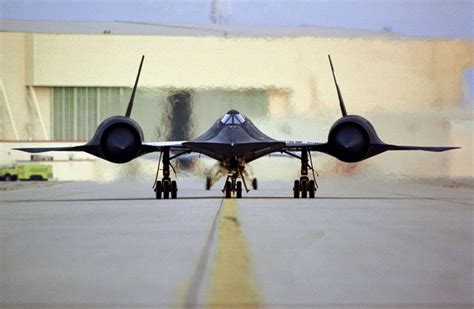 Undetectable Three Times Faster Than Sound The Sr 71 Blackbird