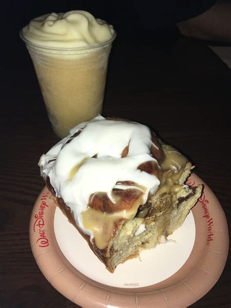 Le Fous Brew Cinnamon Roll Gastons Tavern Pirates And Princesses