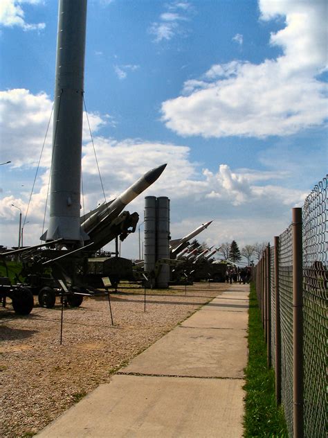 Radar zobrazuje místa, na kterých se vyskytují srážky (přeháňky, bouřky, trvalé srážky). Radar bourky net / europan-cz.cz