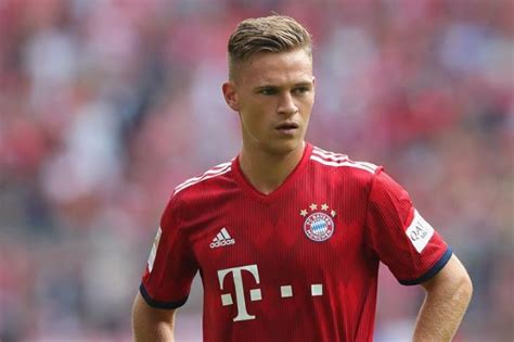 Alman milli futbolcu joshua kimmich stutgart takımı alt yapısında futbola başlamıştır. تكهنات بإصابة كيميتش بالرباط الصليبي | يلاكورة