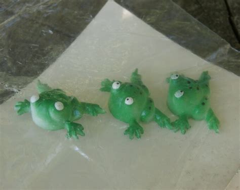 3 Frogs Miniature Plastic Animals For Dioramas Crafts Etsy