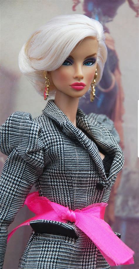 Pin By Debby Weppler Wardrop On Everything Dolls Barbie Fashion