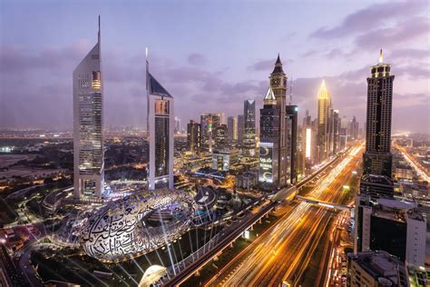 Jumeirah Emirates Towers Luxury Business Hotel Dubai Jumeirah