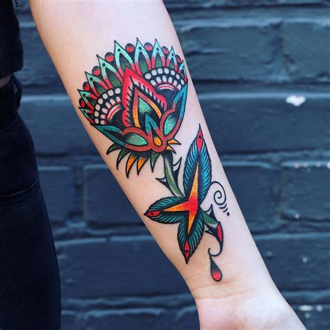 Lady electric tattoo art is a professional tattoo shop located in the heart of ljubljana, slovenia. Tattoo work by Electric Martina | Paisley flower tattoos ...