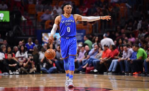 After joining the nba's oklahoma city thunder in 2008, the point guard became one of pro basketball's most dynamic. NBA: Será que Russell Westbrook vai conseguir repetir o ...