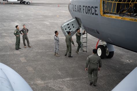 Photos F 22 Raptors Deploy To Philippines In Milestone For Alliance