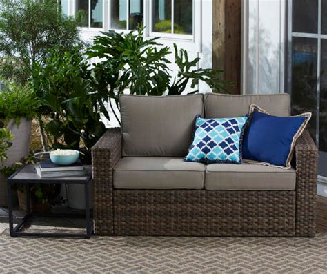 Broyhill Eagle Brooke Brown All Weather Wicker Cushioned Patio Loveseat