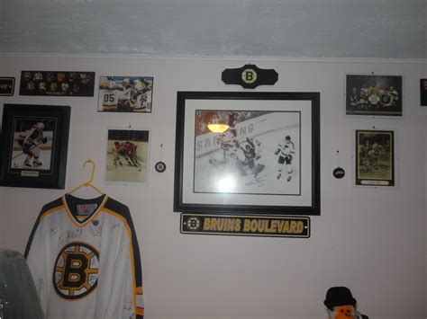 Boston Bruins Images Bruin Man Cave Hd Wallpaper And