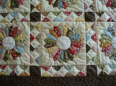 If you'd like to get started on quilting and need supplies, come on over and check us out at or take a. Addicted To Quilts: Dresden Plate