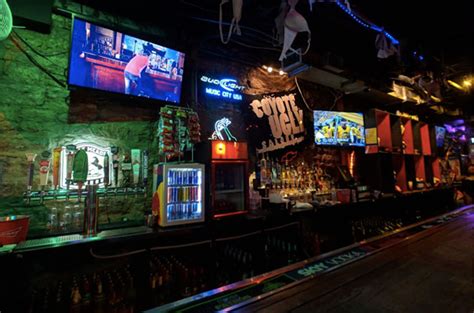 Coyote Ugly Saloon Downtown Nashville