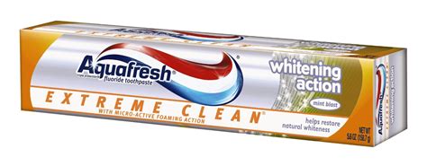 Aquafresh Extreme Clean Whitening Action Toothpaste 56 Ounce Pack Of 4