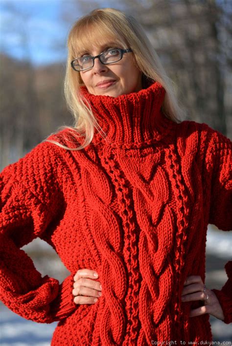 Hand Knitted Merino Blend T Neck Cabled Wool Sweater In Redt42